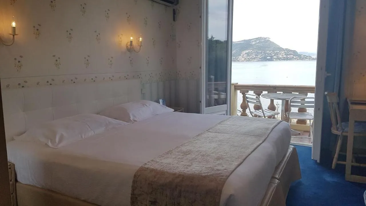 Hotel De Charme Brise Marine Saint-Jean-Cap-Ferrat